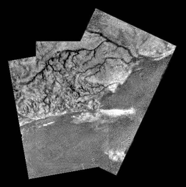 titansurf.jpg (43342 bytes)