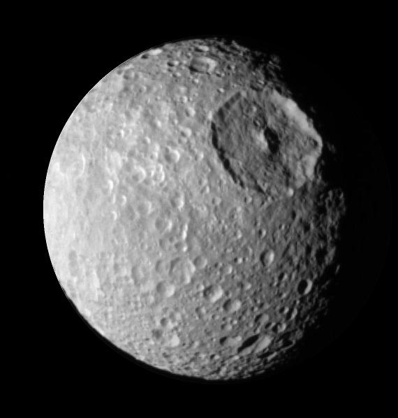 mimas1.jpg (29642 bytes)