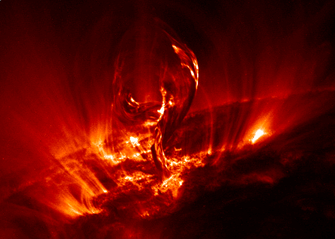 solarfilament.gif (116850 bytes)